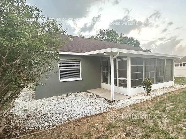 9828 Cristina Dr — Photo 13