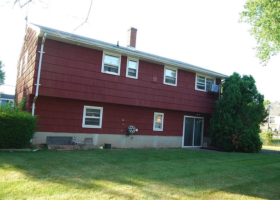 2nd image of 51 Girard Ave
