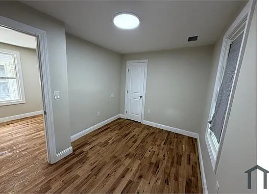 141 Eaton Pl #2 — Photo 7