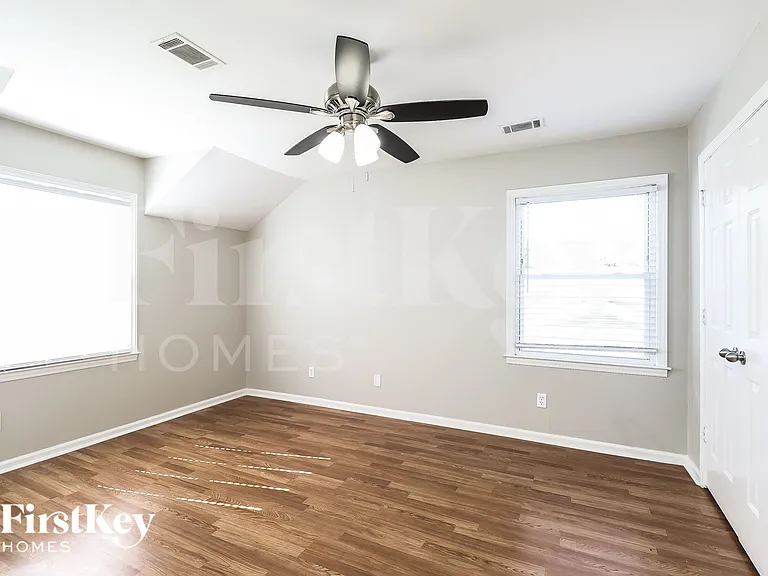 3313 Cross Winds Rd — Photo 12
