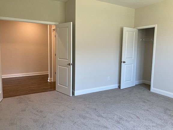 Flex Room-163 Sara St.