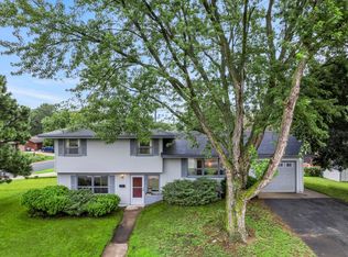 6410 Xerxes Ave N, Brooklyn Center, MN 55430