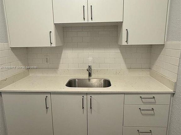 5th image of 2330 NW 11th St APT 46