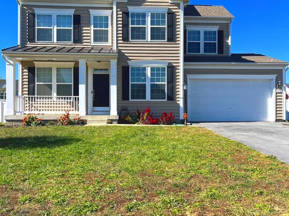 378 McWharton Way, Bunker Hill, WV 25413