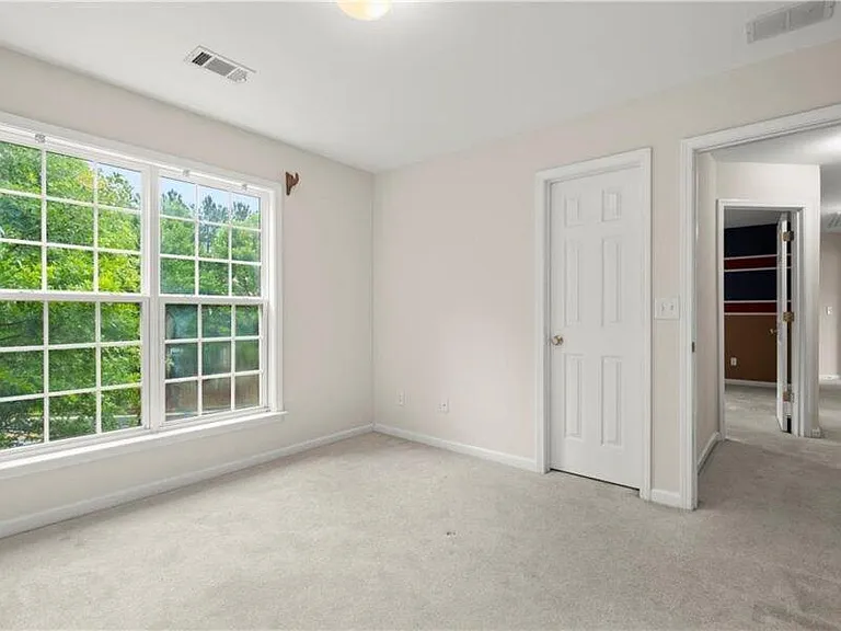 2080 Vistoria Dr — Photo 21