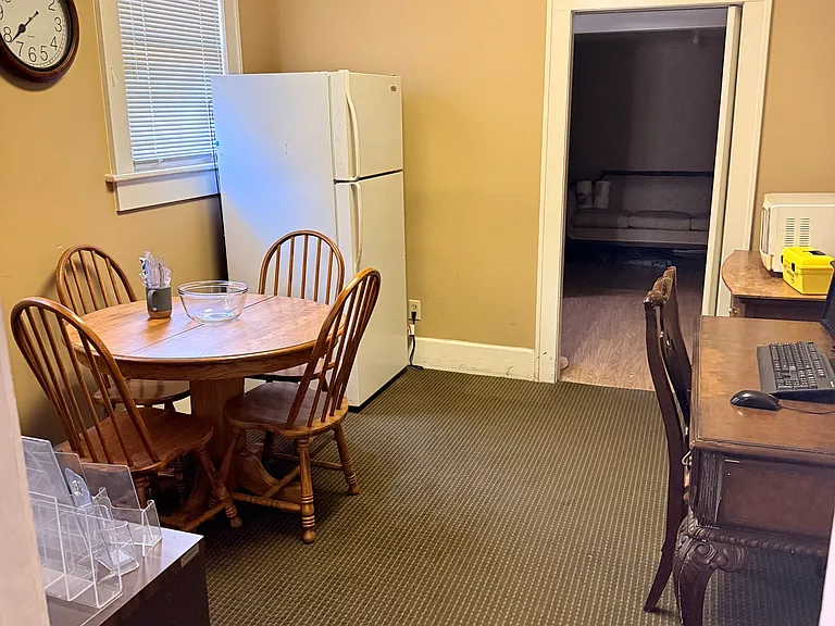 312 W Stone Ave — Photo 16