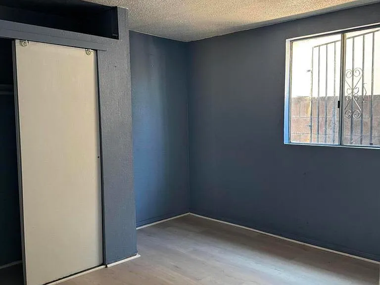 516 S Sadler Ave #3/4 — Photo 4