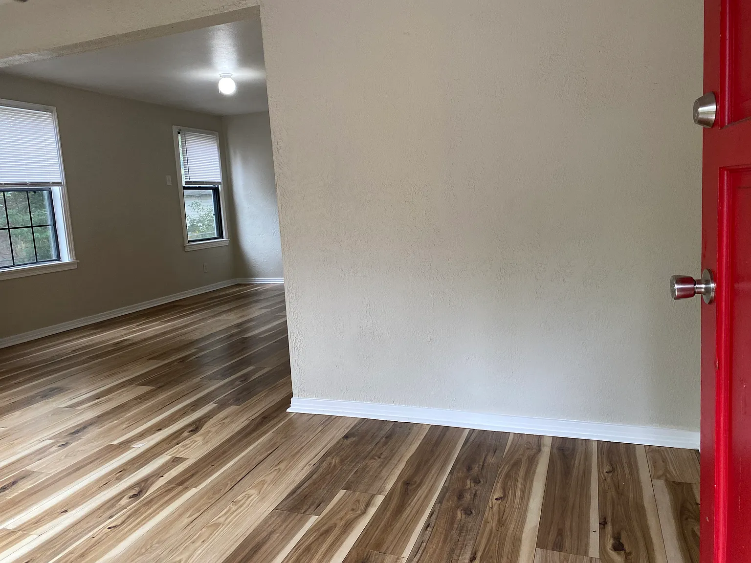 2 bed, 780 sqft, $1,125 — Photo 2