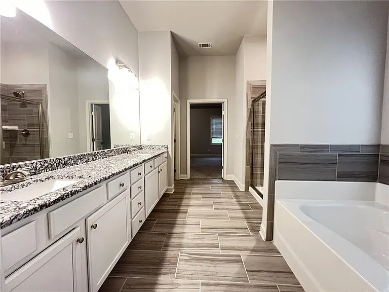 4675 Silver Oak Dr — Photo 31