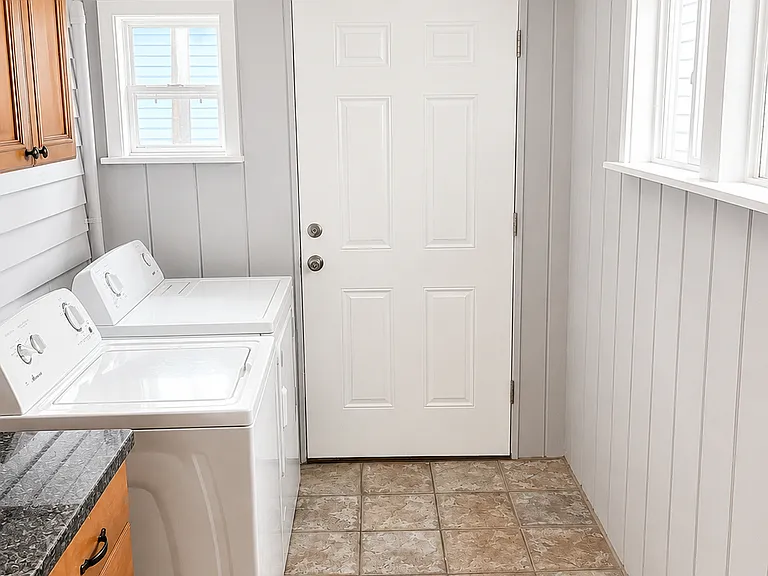 1836 Marigny St #1836 — Photo 15
