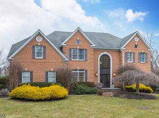 70 Darren Dr, Basking Ridge, NJ 07920