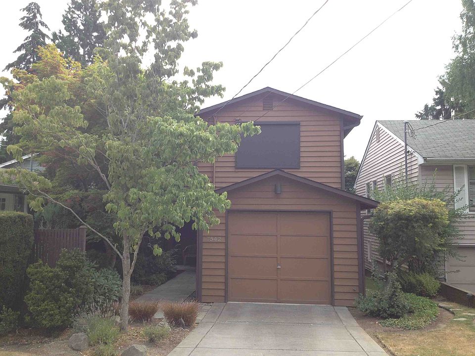 2nd image of 7542 32nd Ave NE