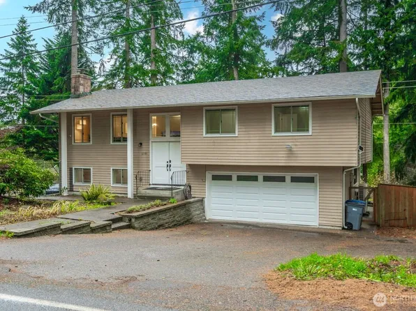 12391 S Keyport Road NE, Poulsbo, WA 98370
