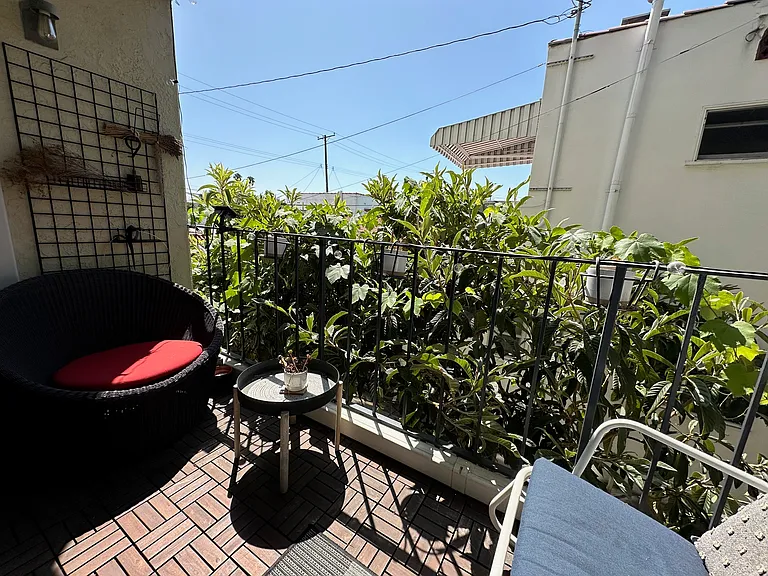 2844 E 3rd St #108 — Photo 40