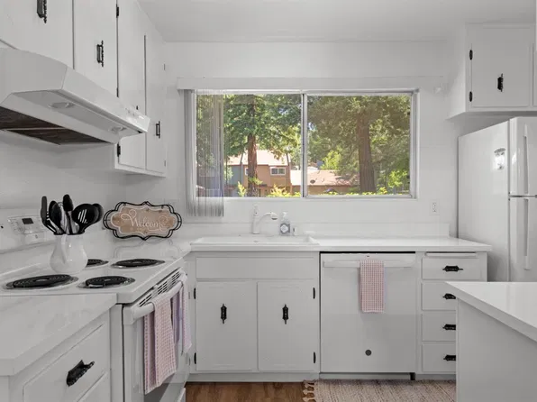 2139 Bella Casa Street, Davis, CA 95616