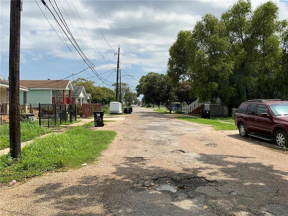 2nd image of 9329 Fig St