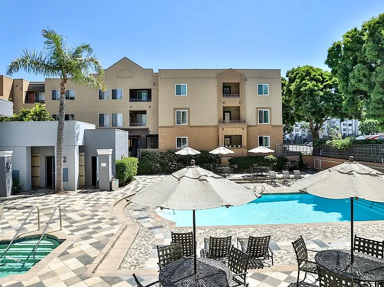 8889 Caminito Plaza Centro #7128 — Photo 1