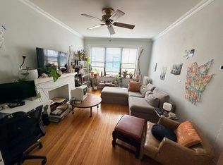 1243 W Chase Ave APT 1, Chicago, IL 60626