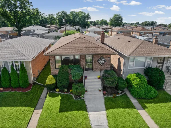 658 Hoxie Ave, Calumet City, IL 60409