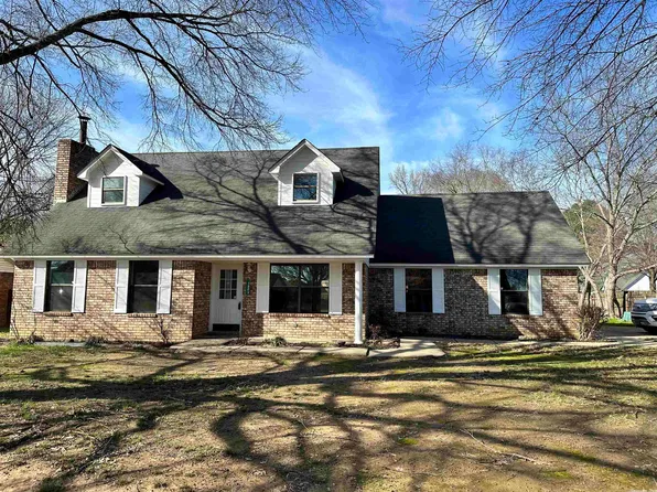 1802 Kamak Dr, Beebe, AR 72012