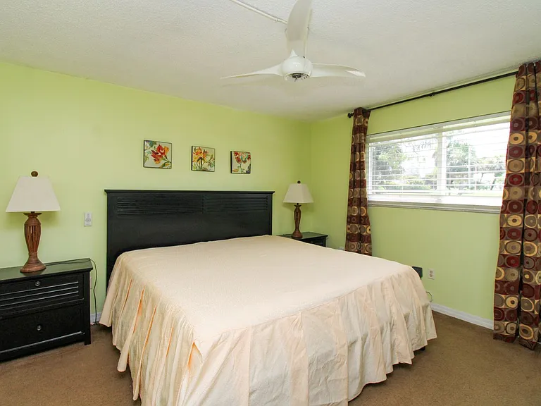 175 Turtle Lake Ct #111 — Photo 22