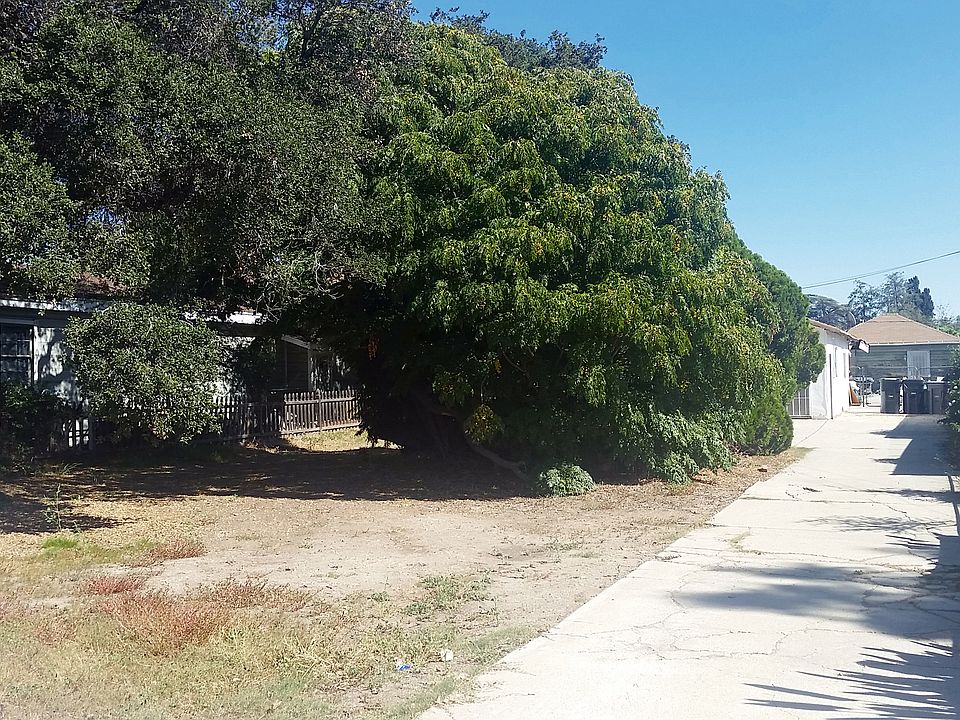 1st image of 804 N Amelia Ave