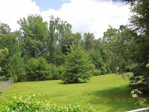Large Fenced front and backy