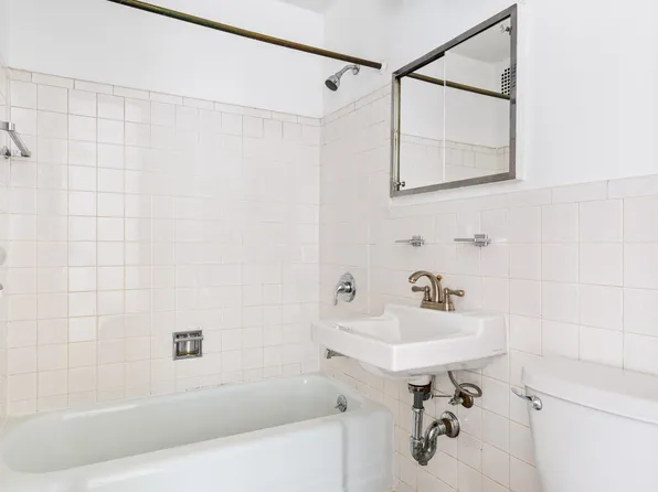 185 Hall Street image 8 of 8