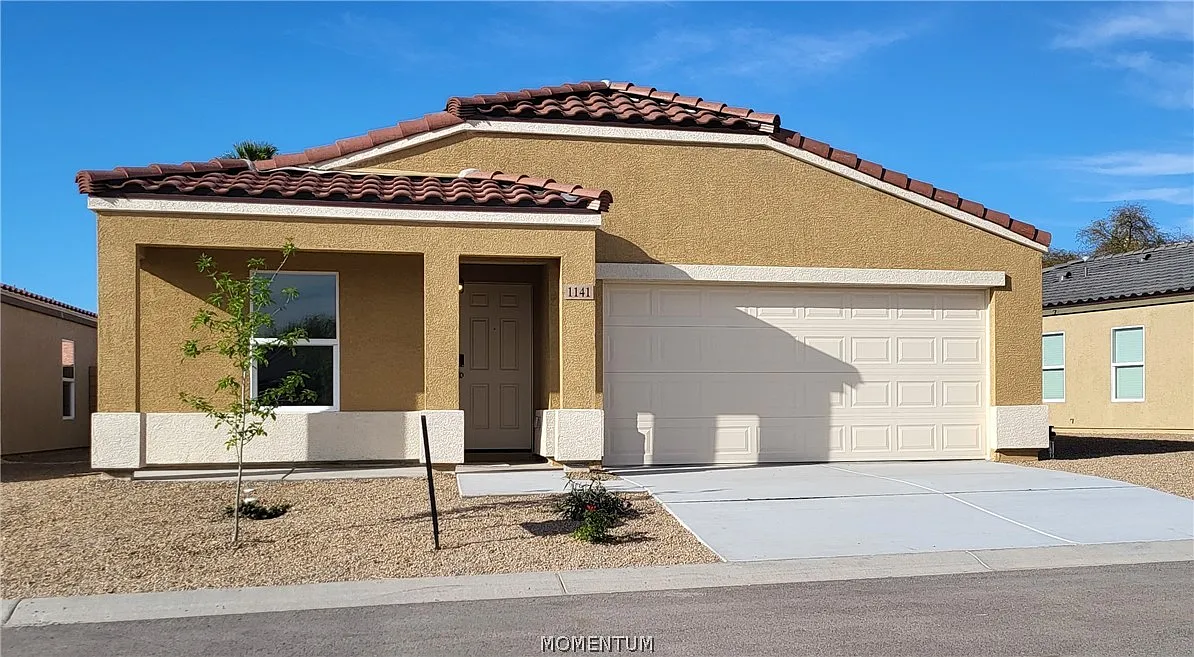 3 bed, 2.0 bath, 1200 sqft, $1,700 — Photo 1