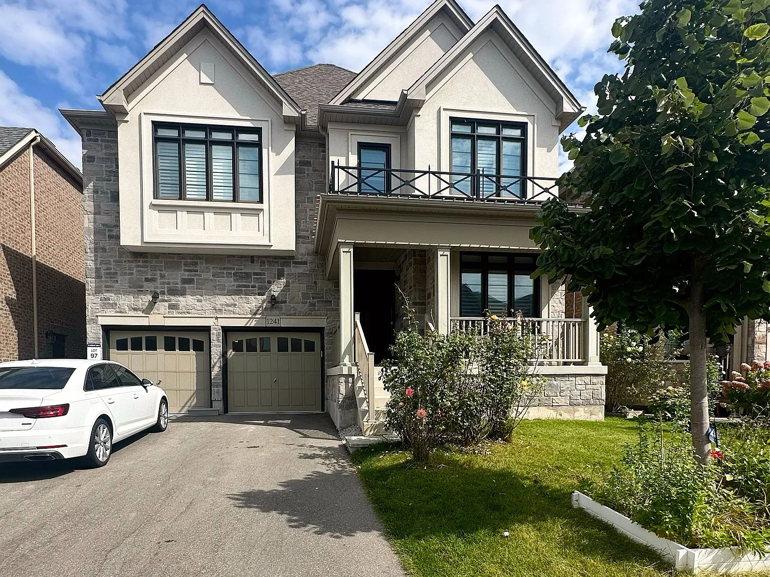 3 bed, $2,350 — Photo 1
