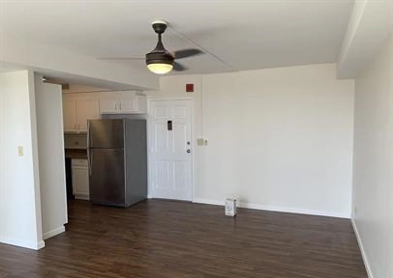 419 Atkinson Dr — Photo 2