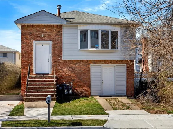 201 Hett Ave, Staten Island, NY 10306