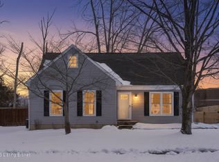 3715 Longview Rd, Jeffersontown, KY 40299