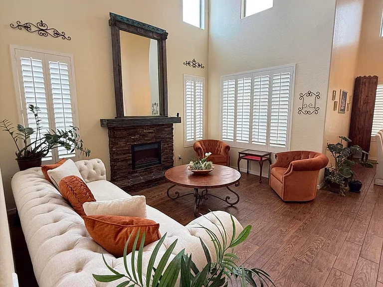 2245 W Clearview Trl — Photo 31