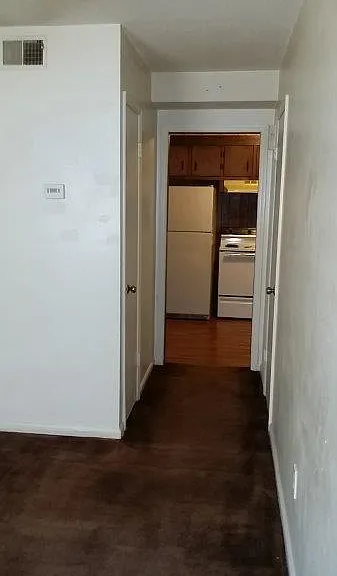 3630 Yarbrough Ave — Photo 2