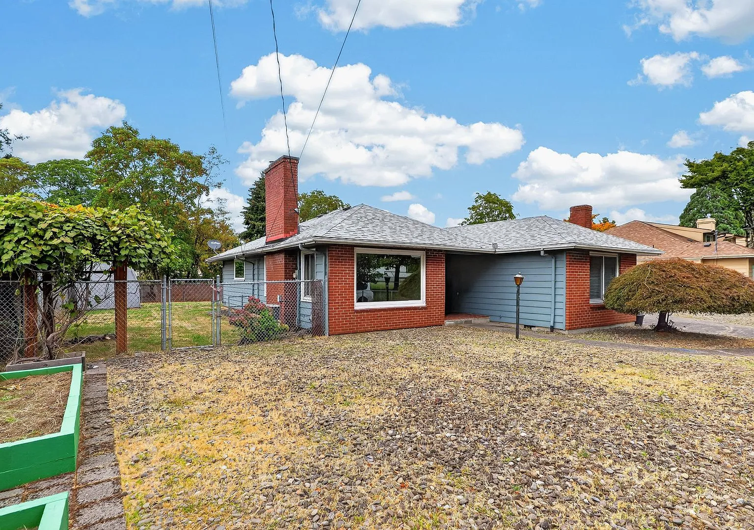 Spacious 4-Bedroom Portland Home with Updated Kitchen, Finished Basement & Large Yard — Photo 2