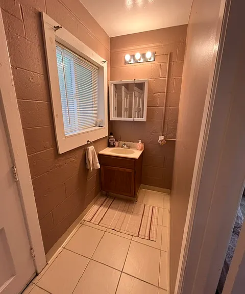 14 Warner Ct #16 — Photo 8