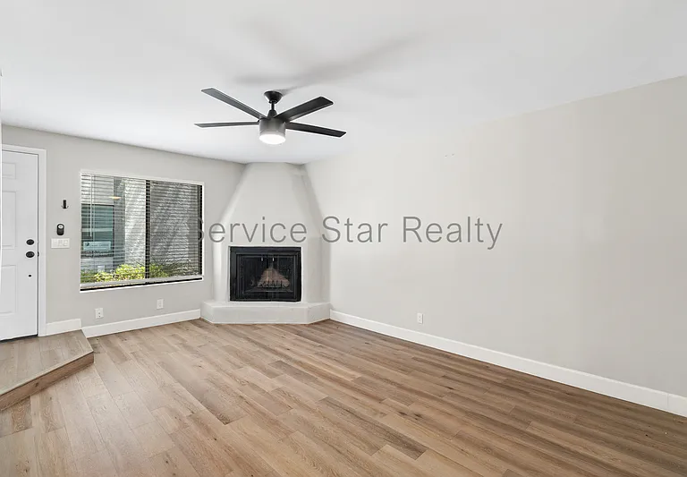3501 N 64th St #26 — Photo 4