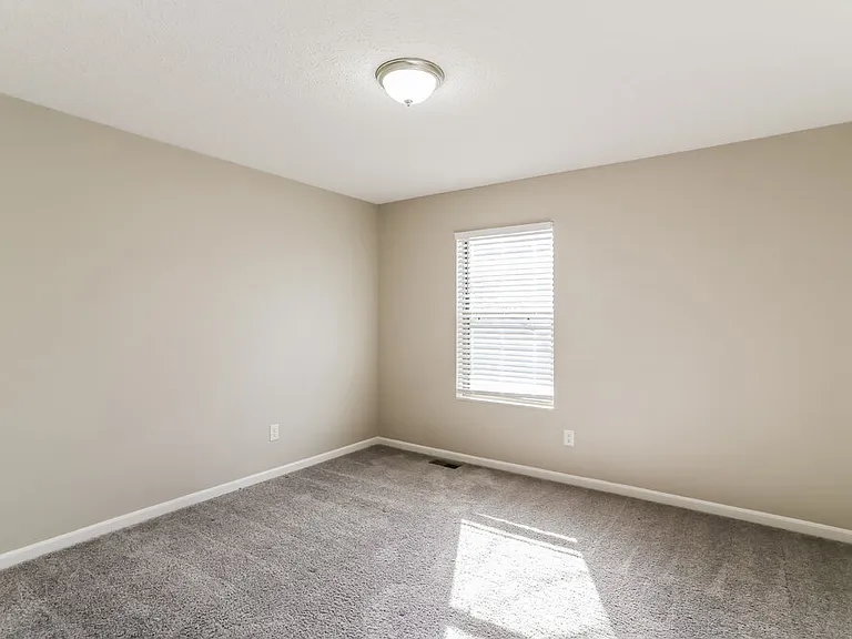 5815 Castleknock Rd — Photo 15