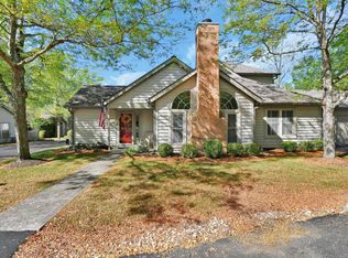 432 Hidden Ravines Dr, Powell, OH 43065