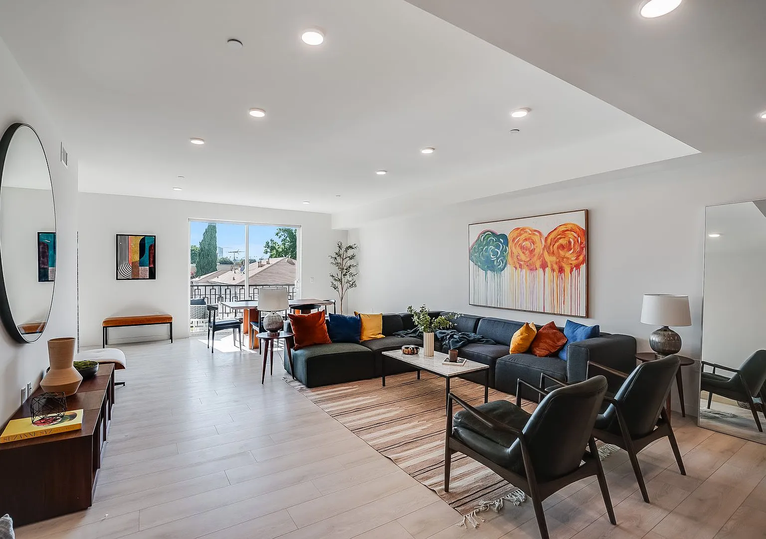 Shenandoah Plaza LLC — Photo 2