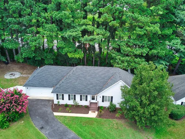 700 E Upland Ct, Salisbury, MD 21801