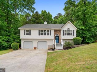 1695 Cedar Hl, Douglasville, GA 30134
