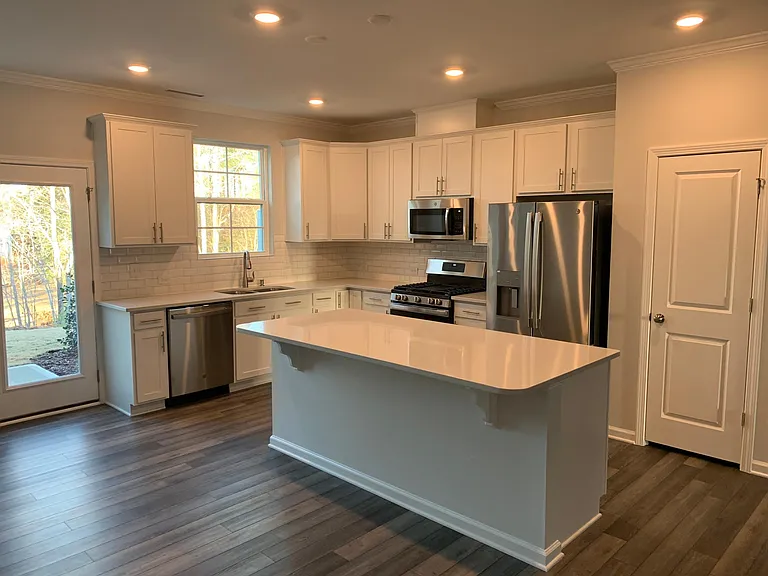 164 Hunston Dr — Photo 1