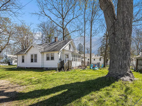 2239 Logan Ave, Kalamazoo, MI 49008