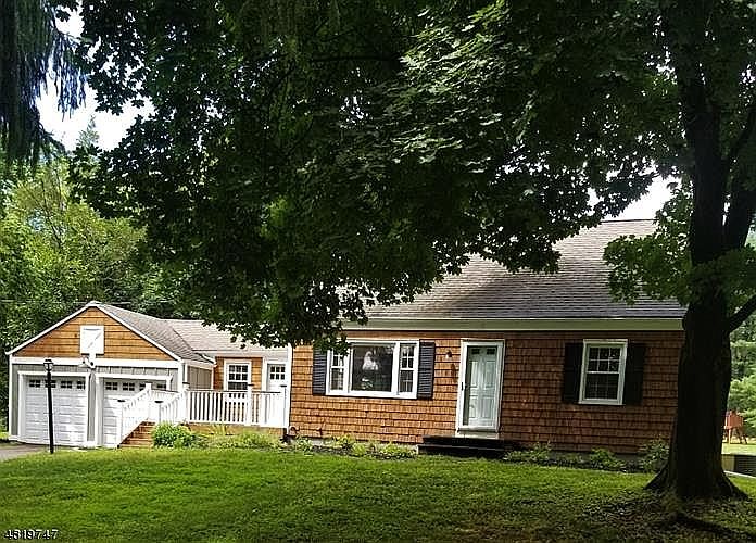2nd image of 255 Van Holten Rd