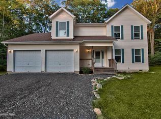 105 Colt Pl, Tobyhanna, PA 18466