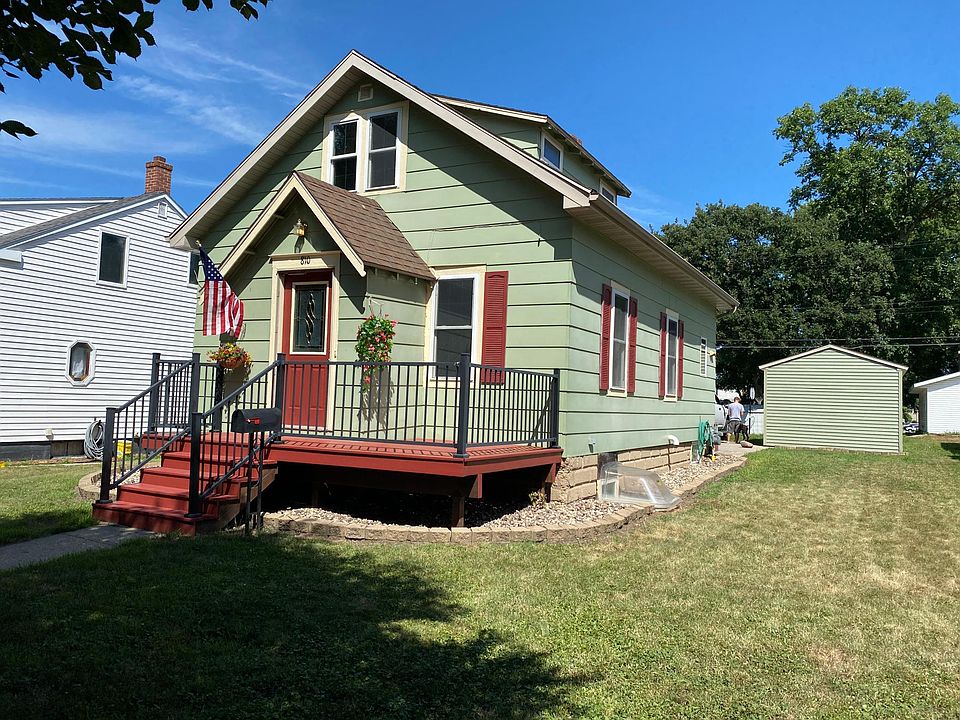 1st image of 810 N 6th St