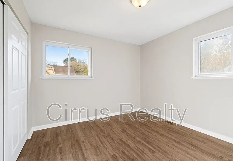 417 Greenbriar Ave — Photo 15