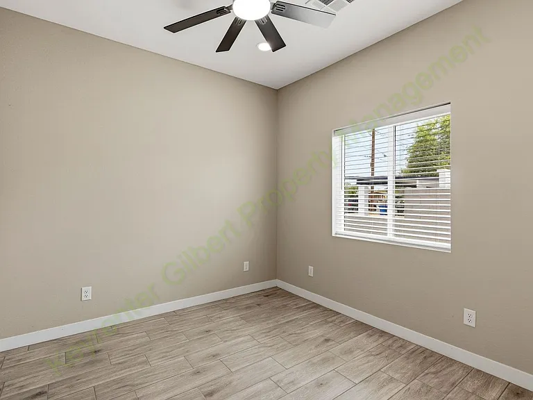 511 E 8th Ave #101 — Photo 17